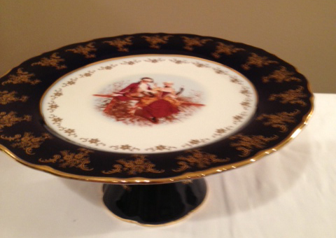 Tort Stand Cobalt Madonna